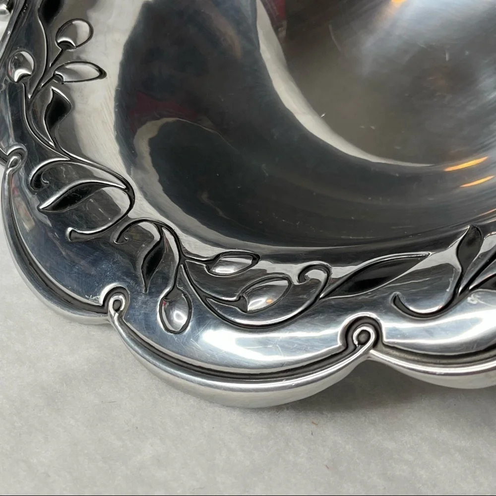 Lenox Metal Polished En Provence Salad Serving Bowl 16